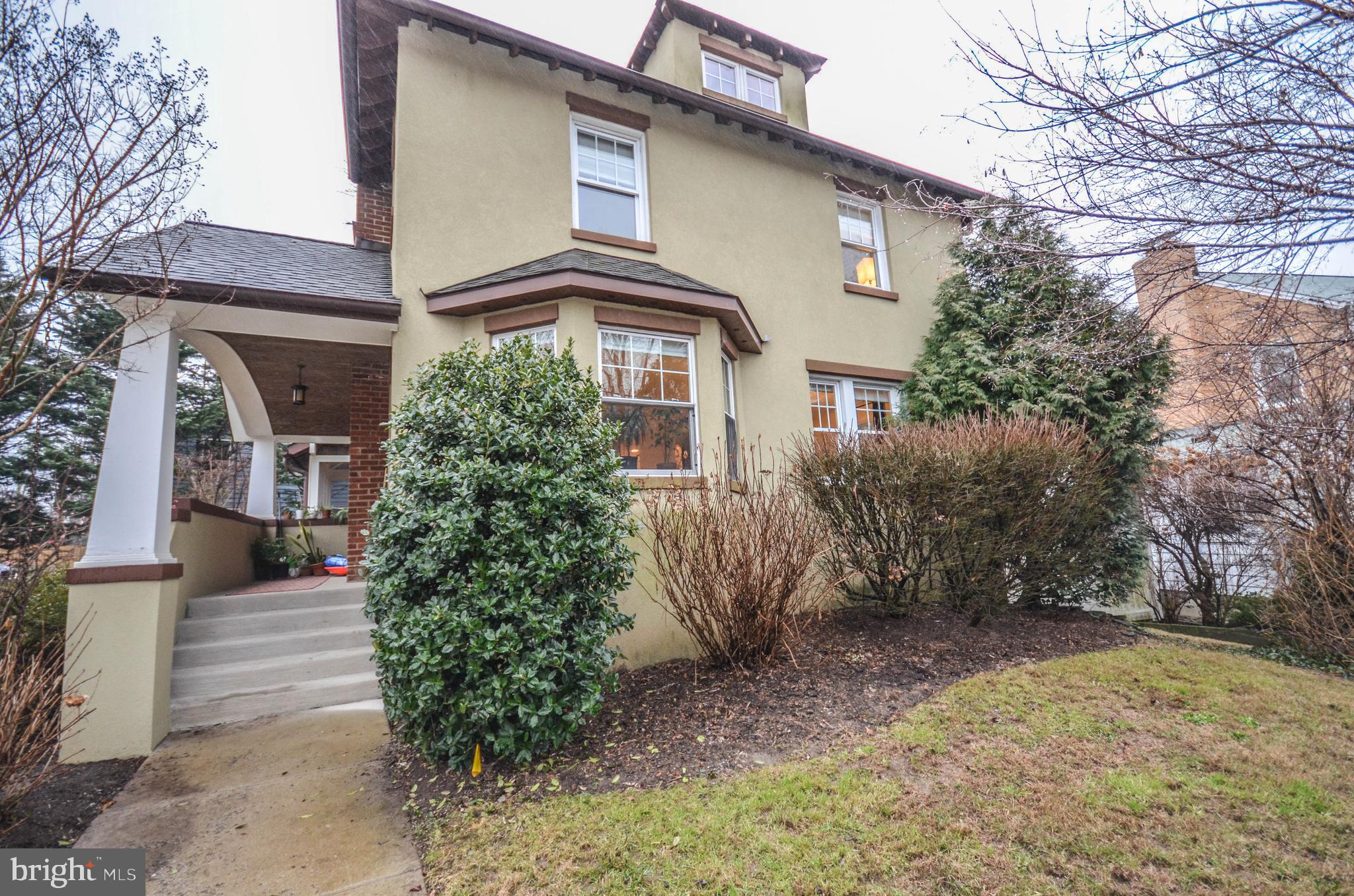 NORTH WOODSIDE - Residential Lease