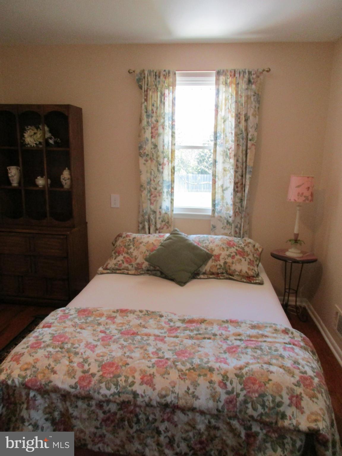 OLD COURT ESTATES - Residential