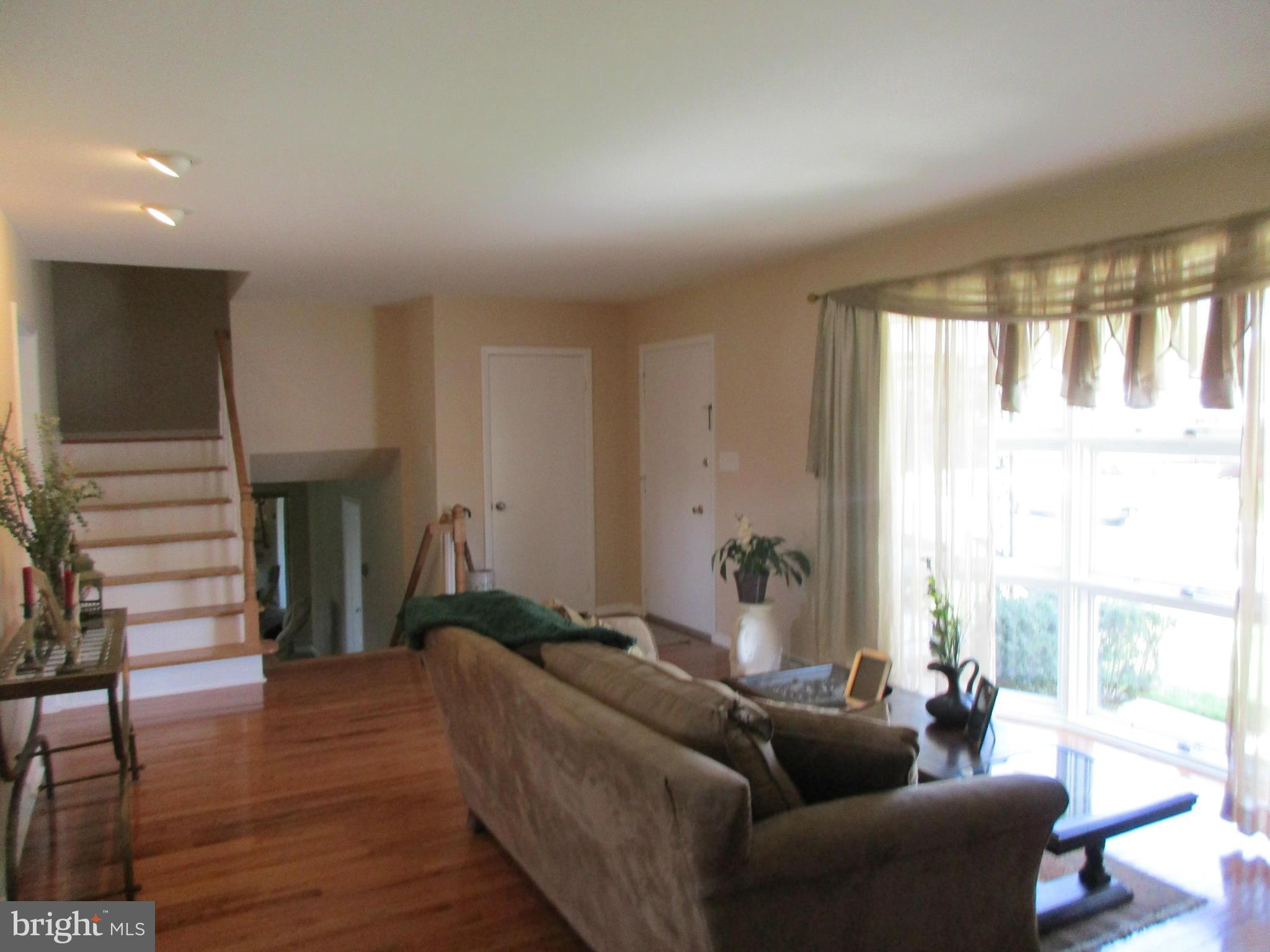 OLD COURT ESTATES - Residential