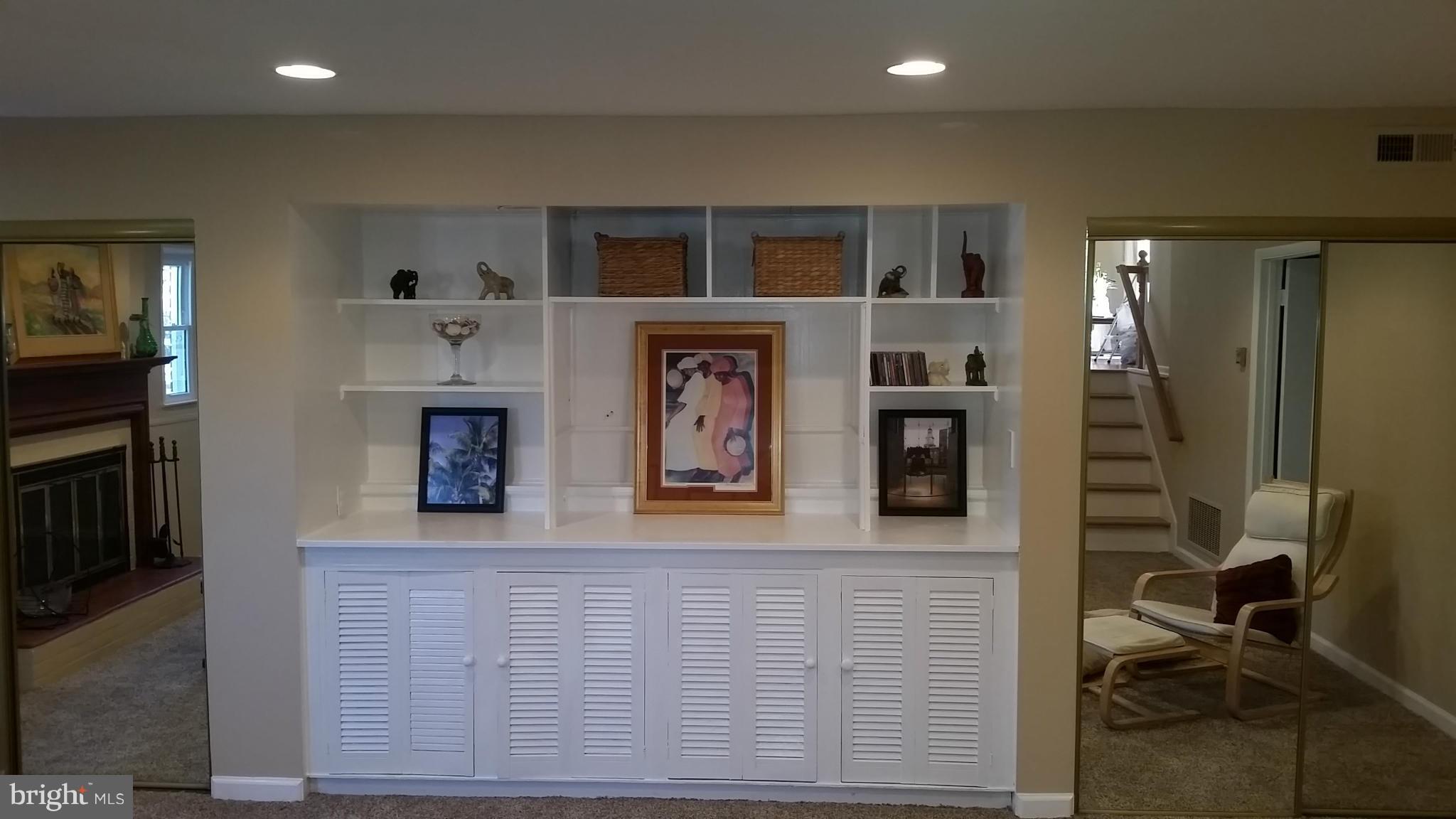 OLD COURT ESTATES - Residential