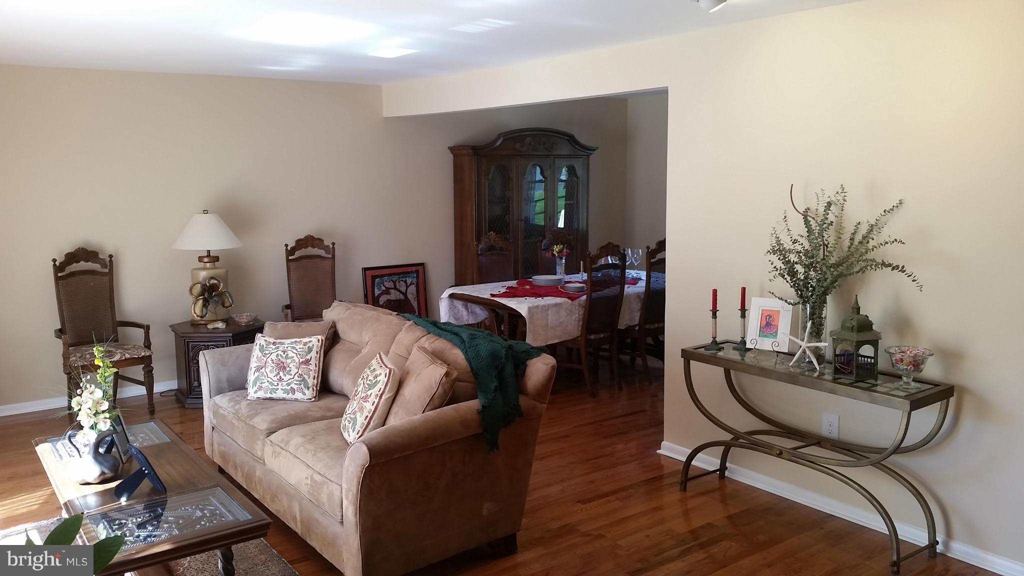 OLD COURT ESTATES - Residential