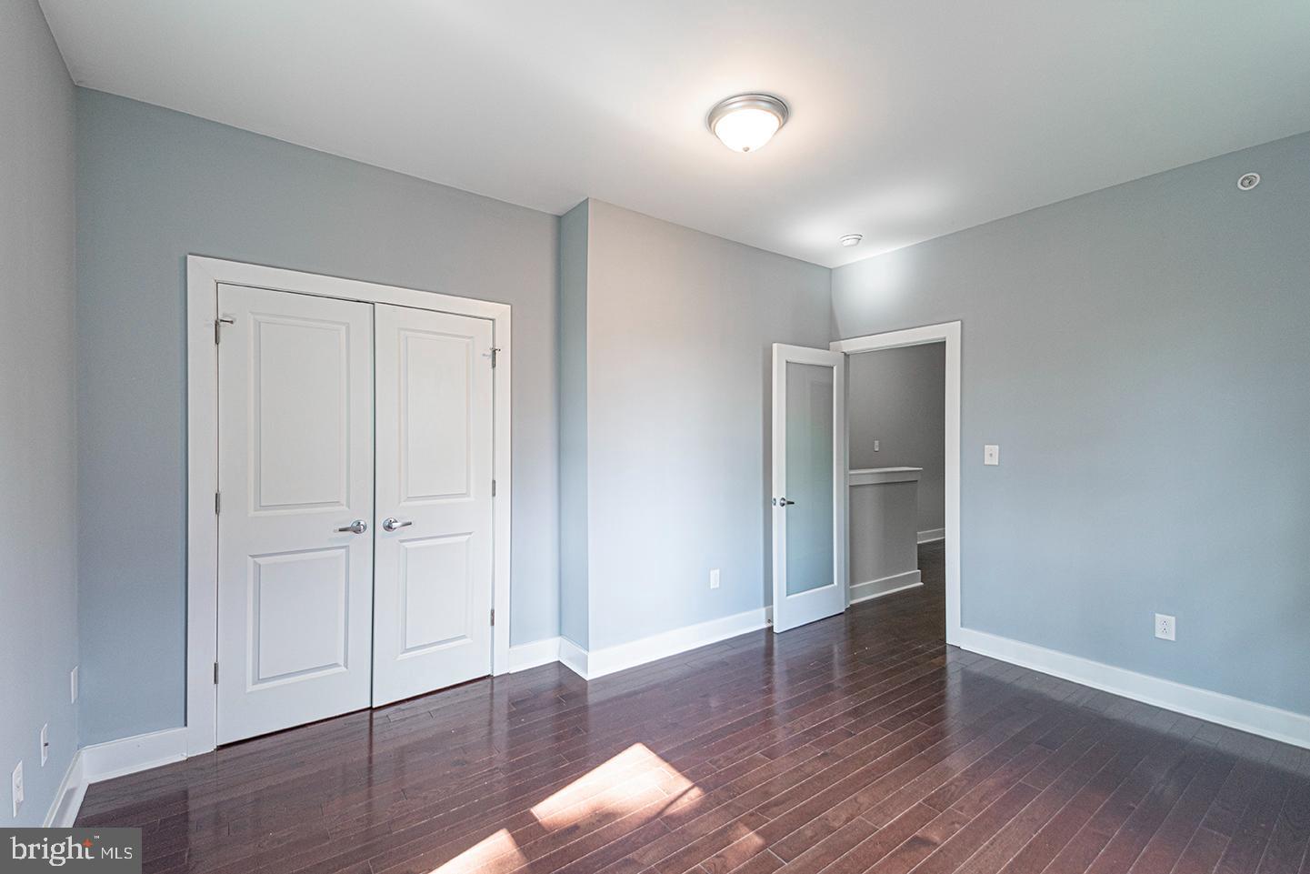 FAIRMOUNT - Residential Lease