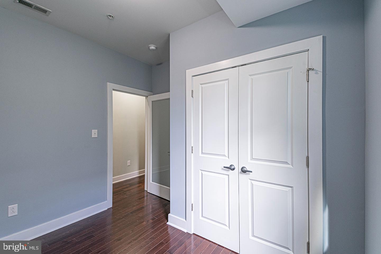 FAIRMOUNT - Residential Lease