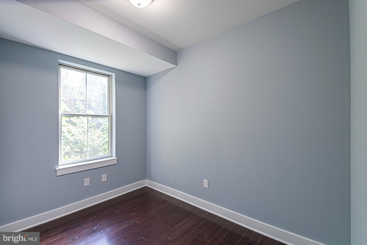 FAIRMOUNT - Residential Lease