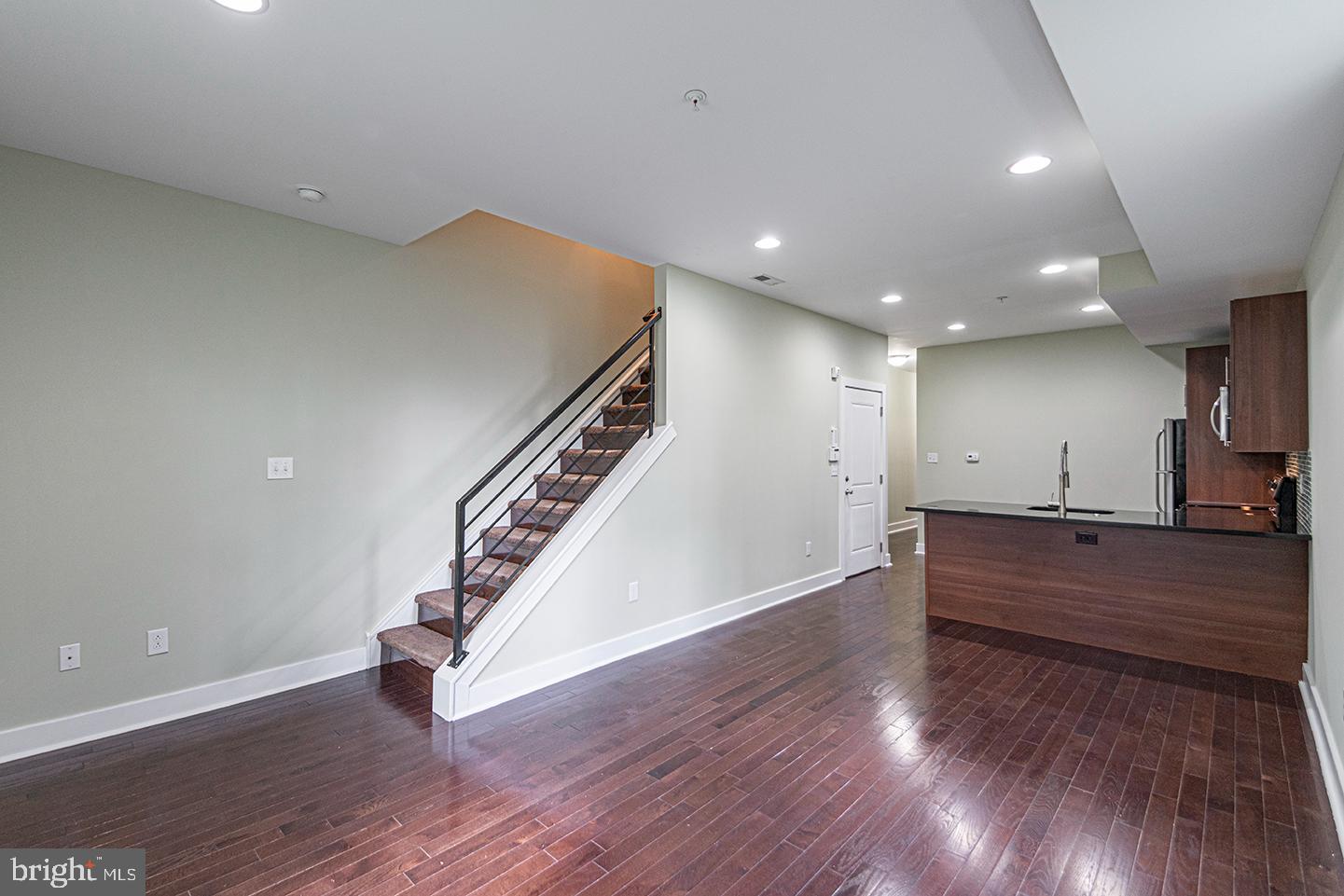 FAIRMOUNT - Residential Lease