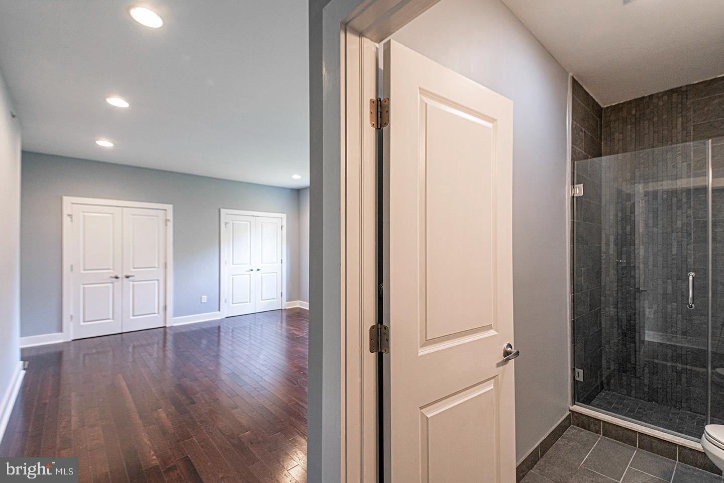 FAIRMOUNT - Residential Lease