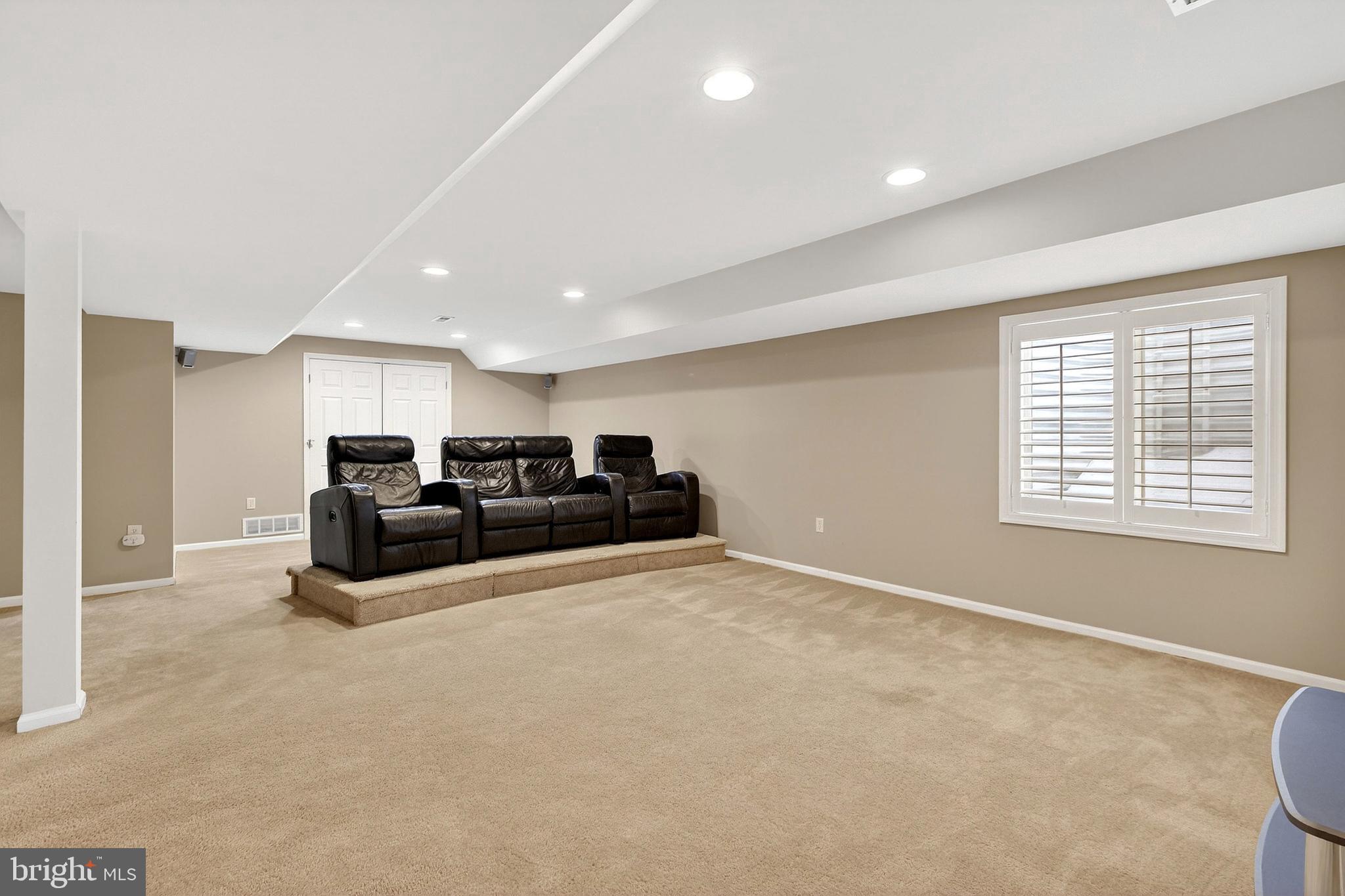 CALVARESE FARMS - Residential