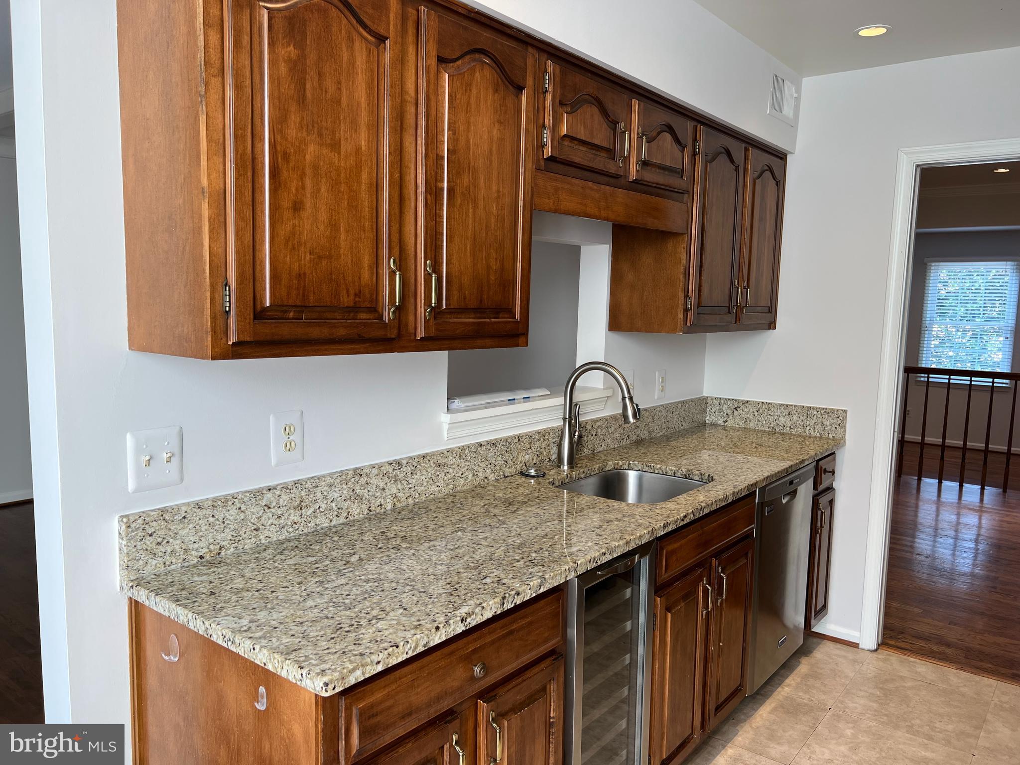 TUCKERMAN STATION - Residential Lease