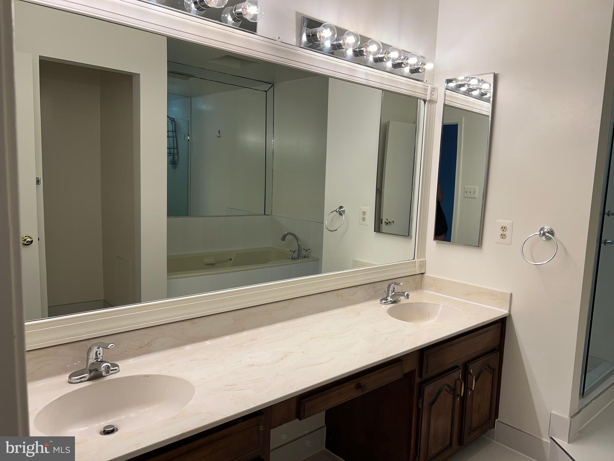 TUCKERMAN STATION - Residential Lease