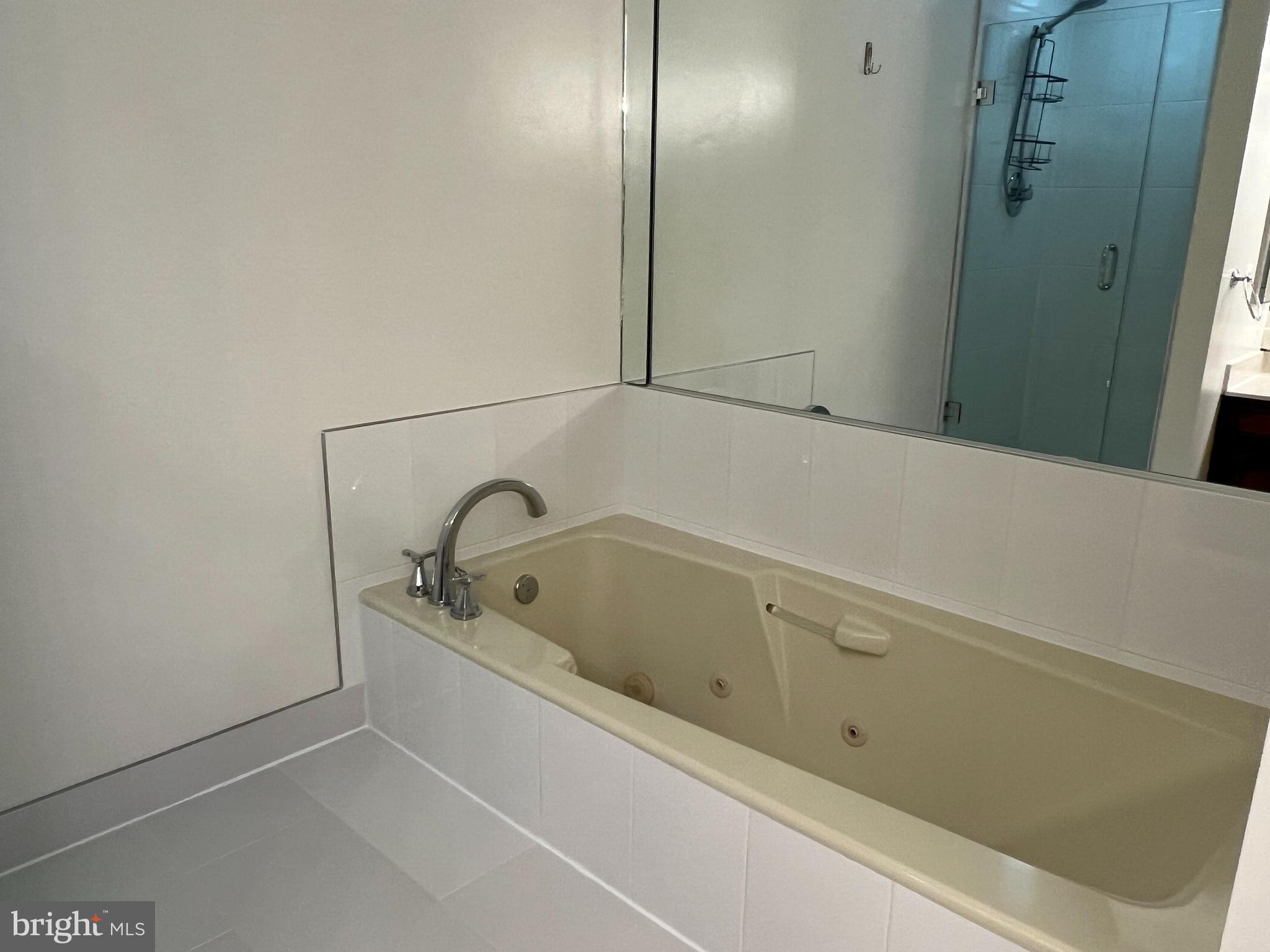 TUCKERMAN STATION - Residential Lease