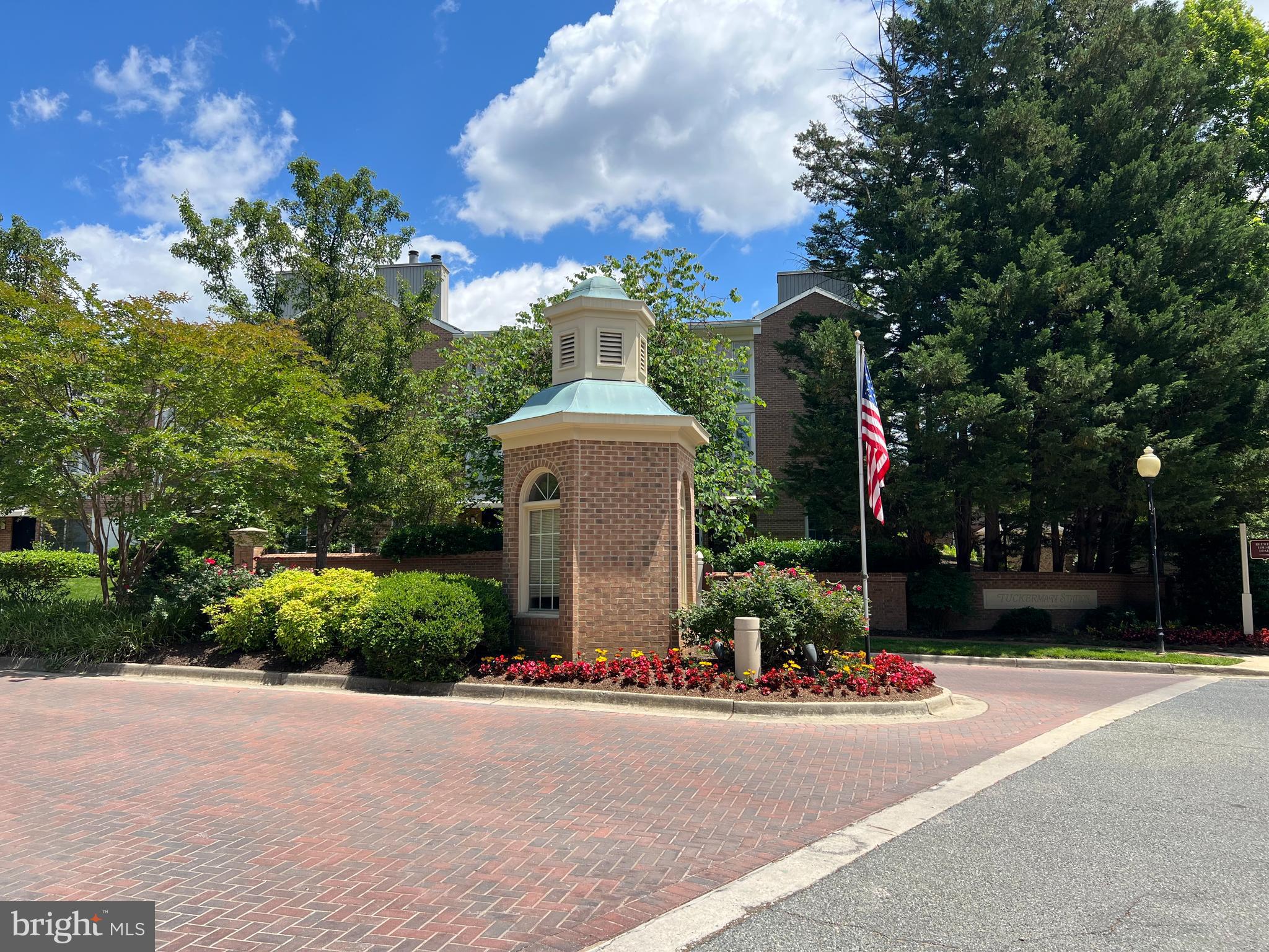 TUCKERMAN STATION - Residential Lease