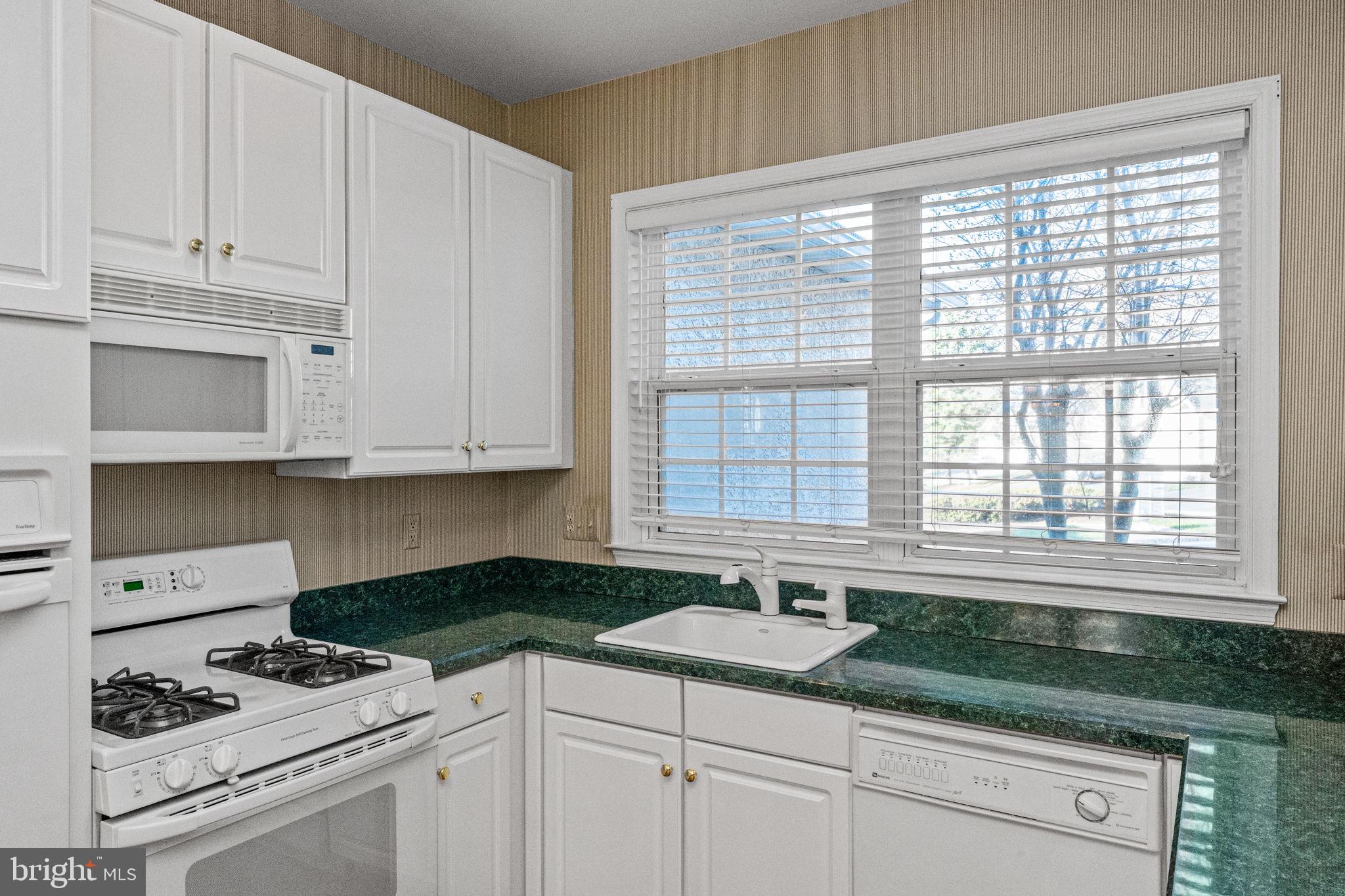 YORKSHIRE OF BLUE - Residential