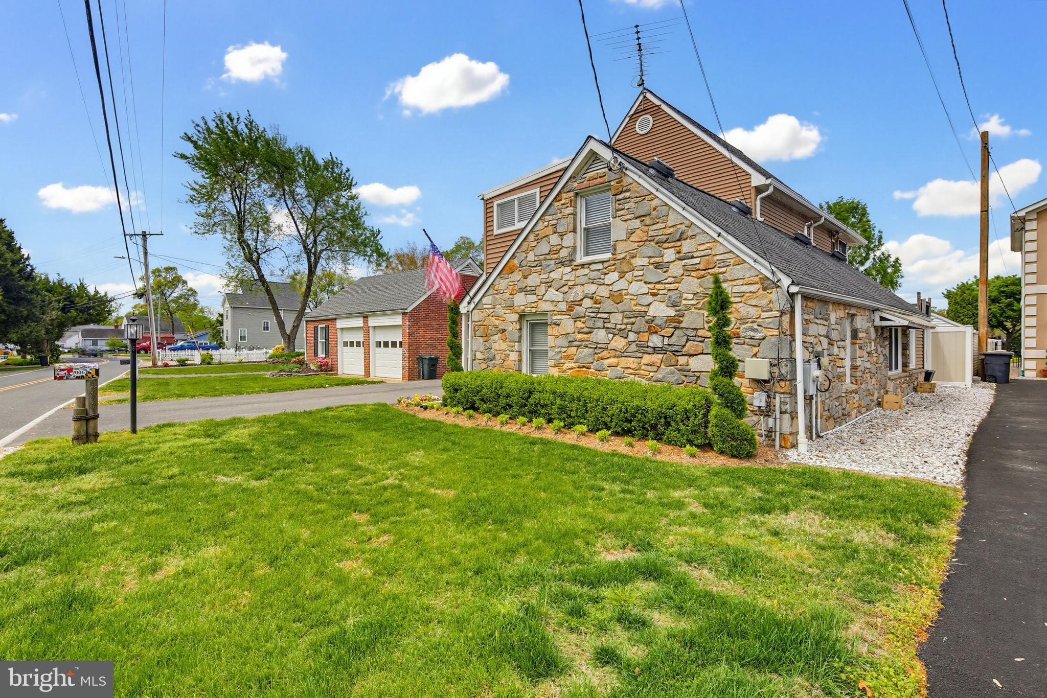 POPLAR RIDGE - Residential