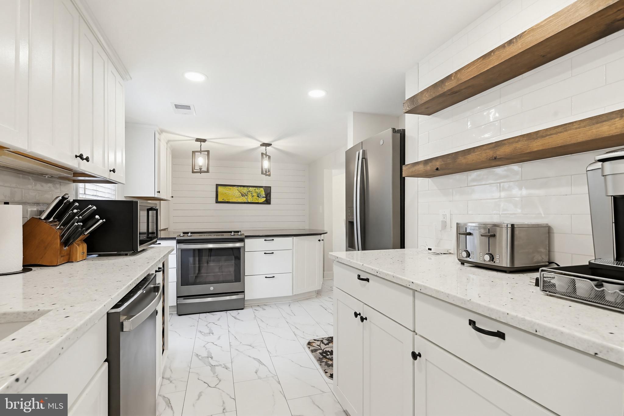 POPLAR RIDGE - Residential