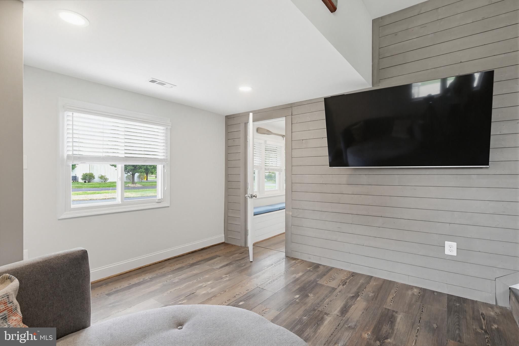 POPLAR RIDGE - Residential