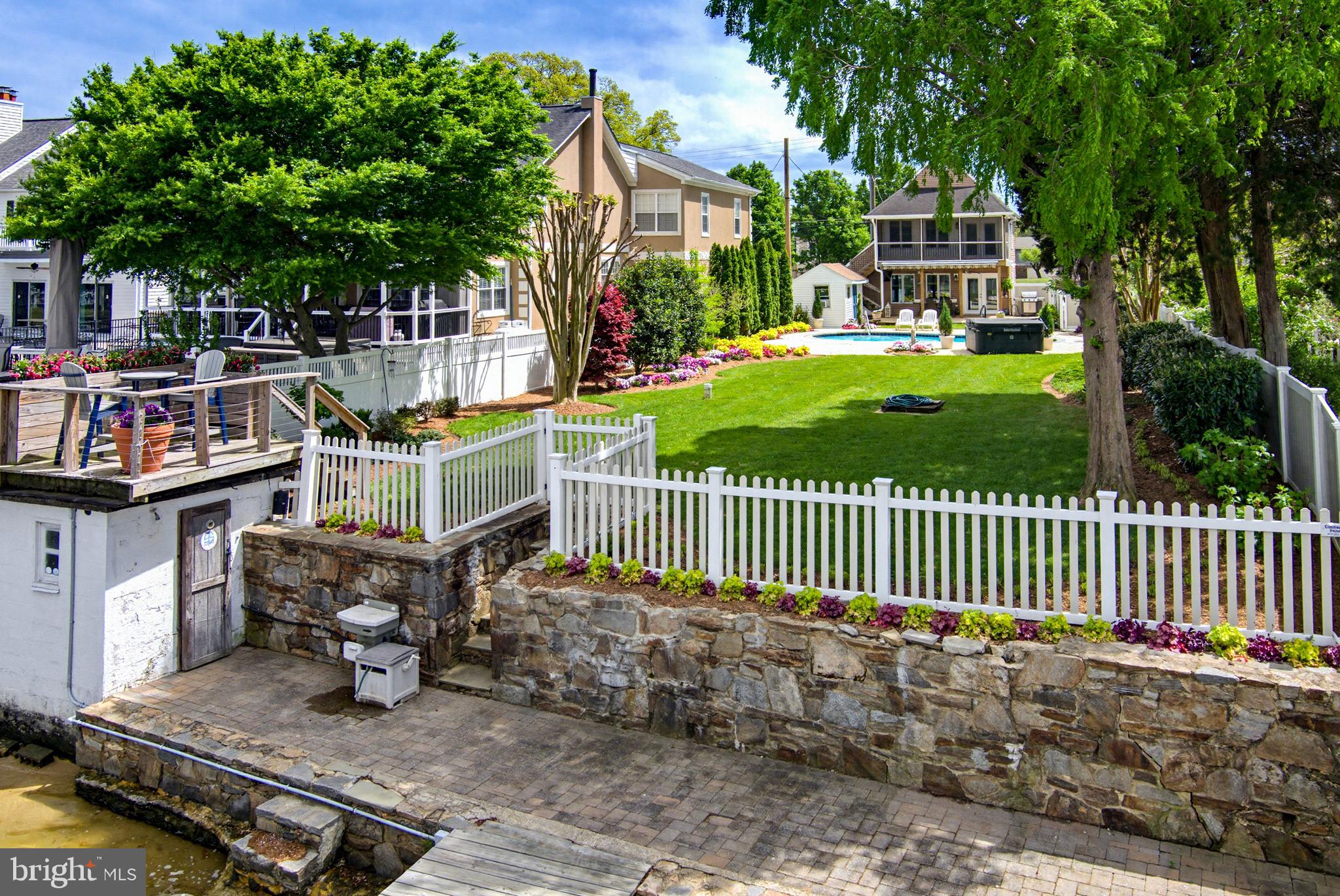 POPLAR RIDGE - Residential