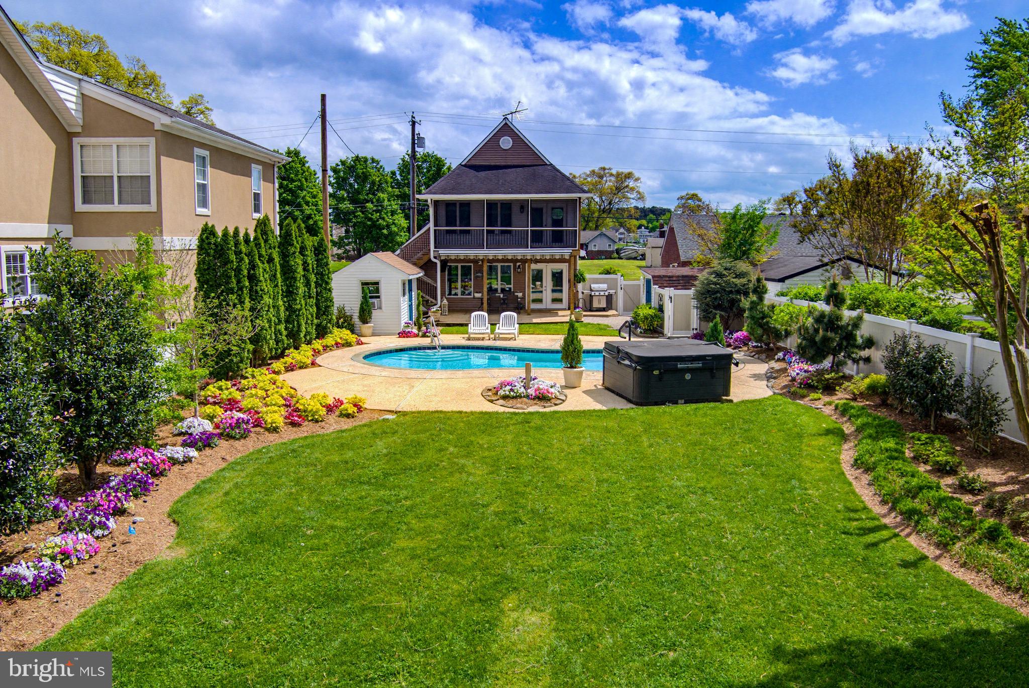 POPLAR RIDGE - Residential