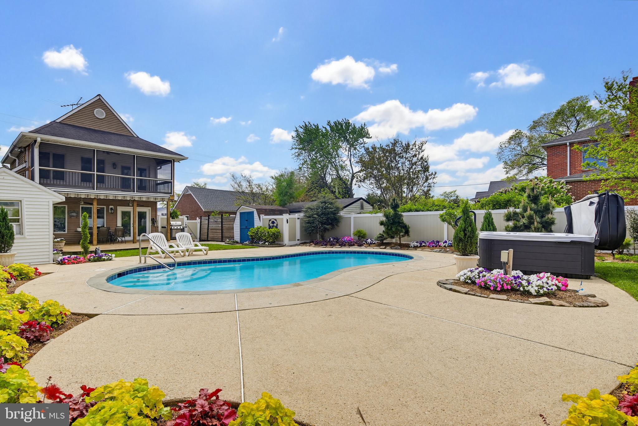 POPLAR RIDGE - Residential