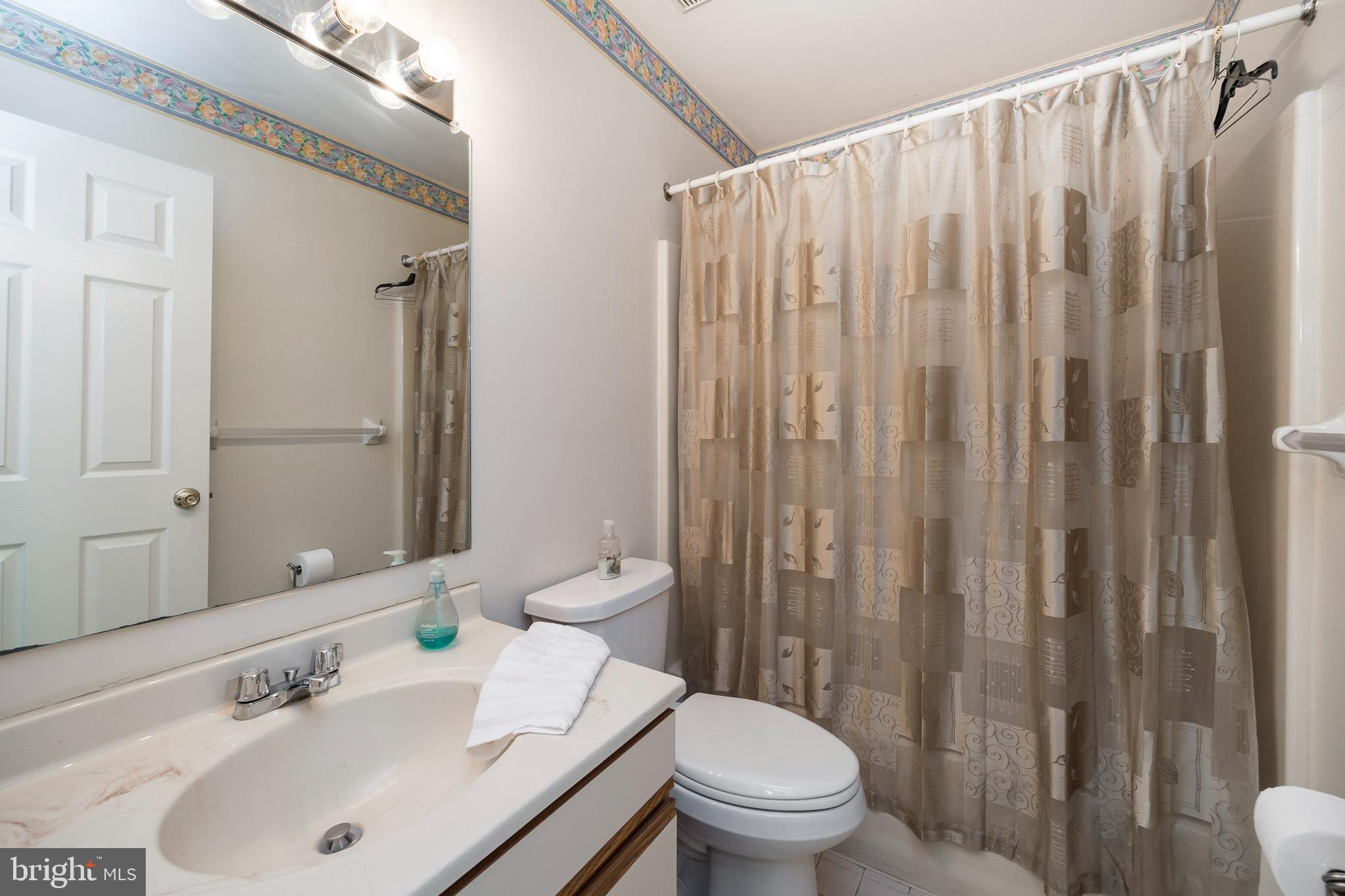 BALLINAHINCH - Residential