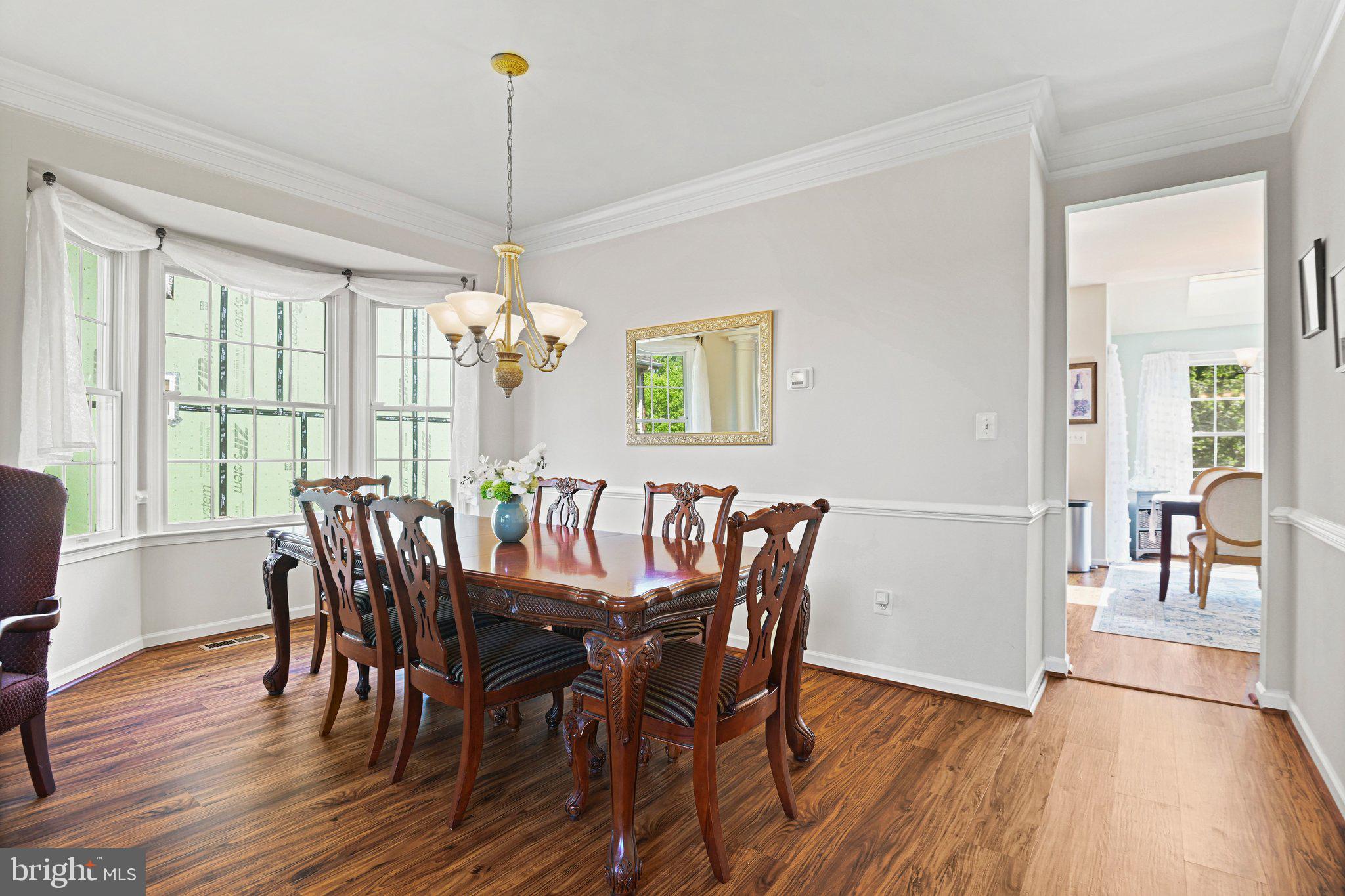 22845 QUEENSBRIDGE DRIVE