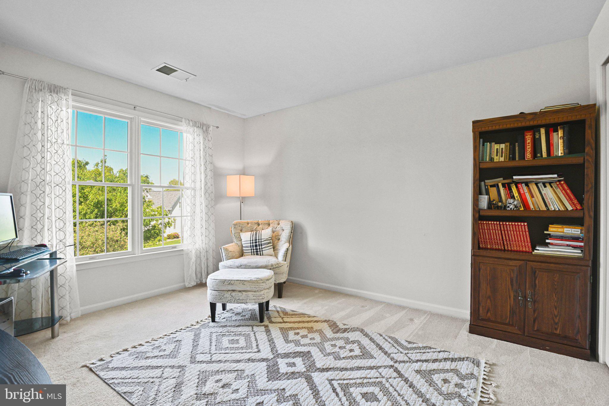 LOUDOUN VALLEY ESTATES 2 - Residential