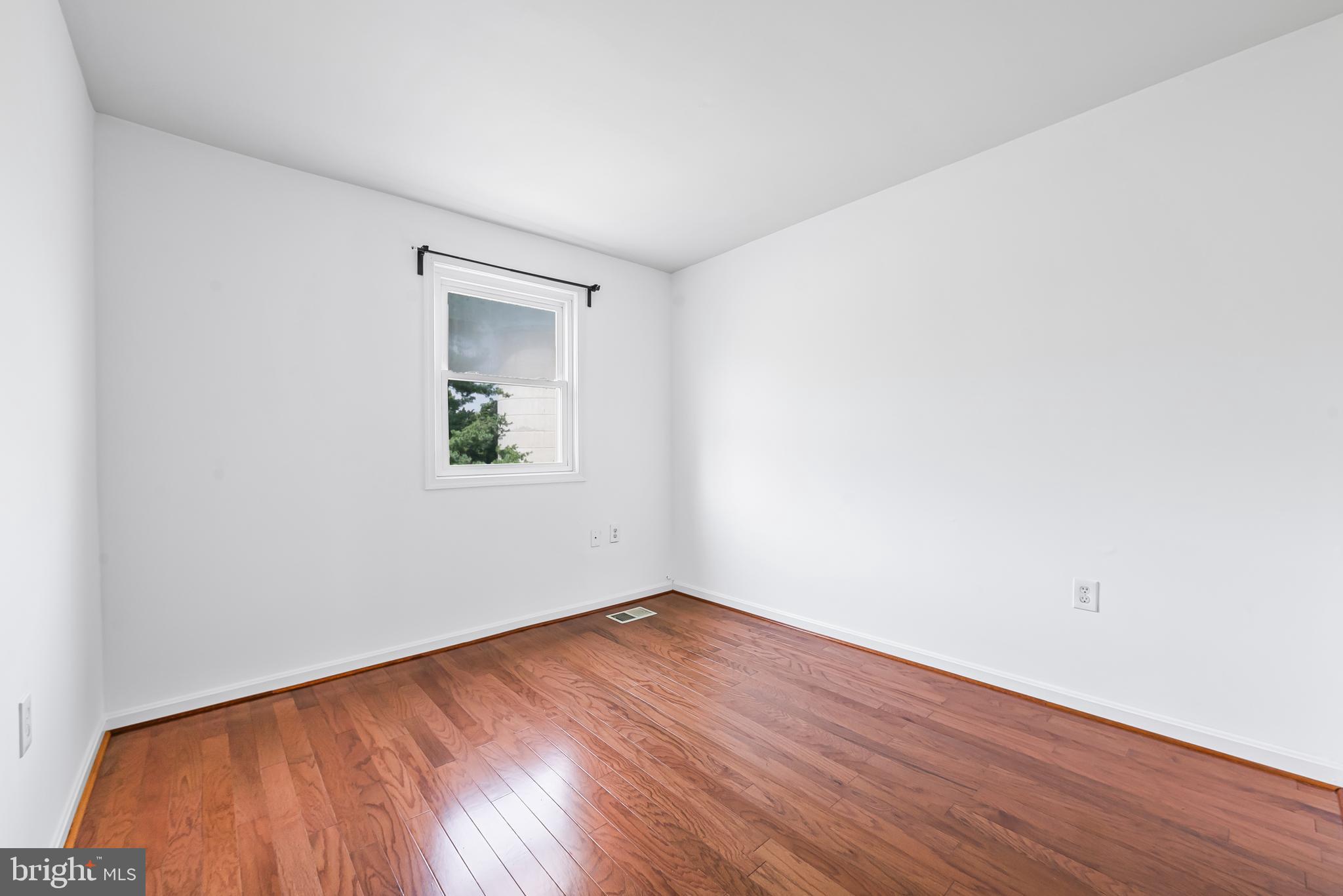 HIGHLANDS OF OLNEY - Residential