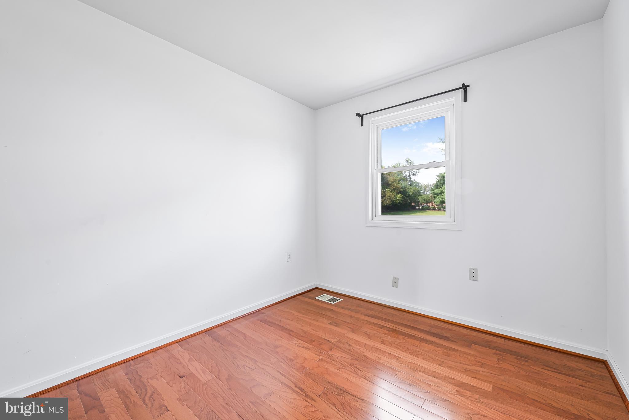 HIGHLANDS OF OLNEY - Residential