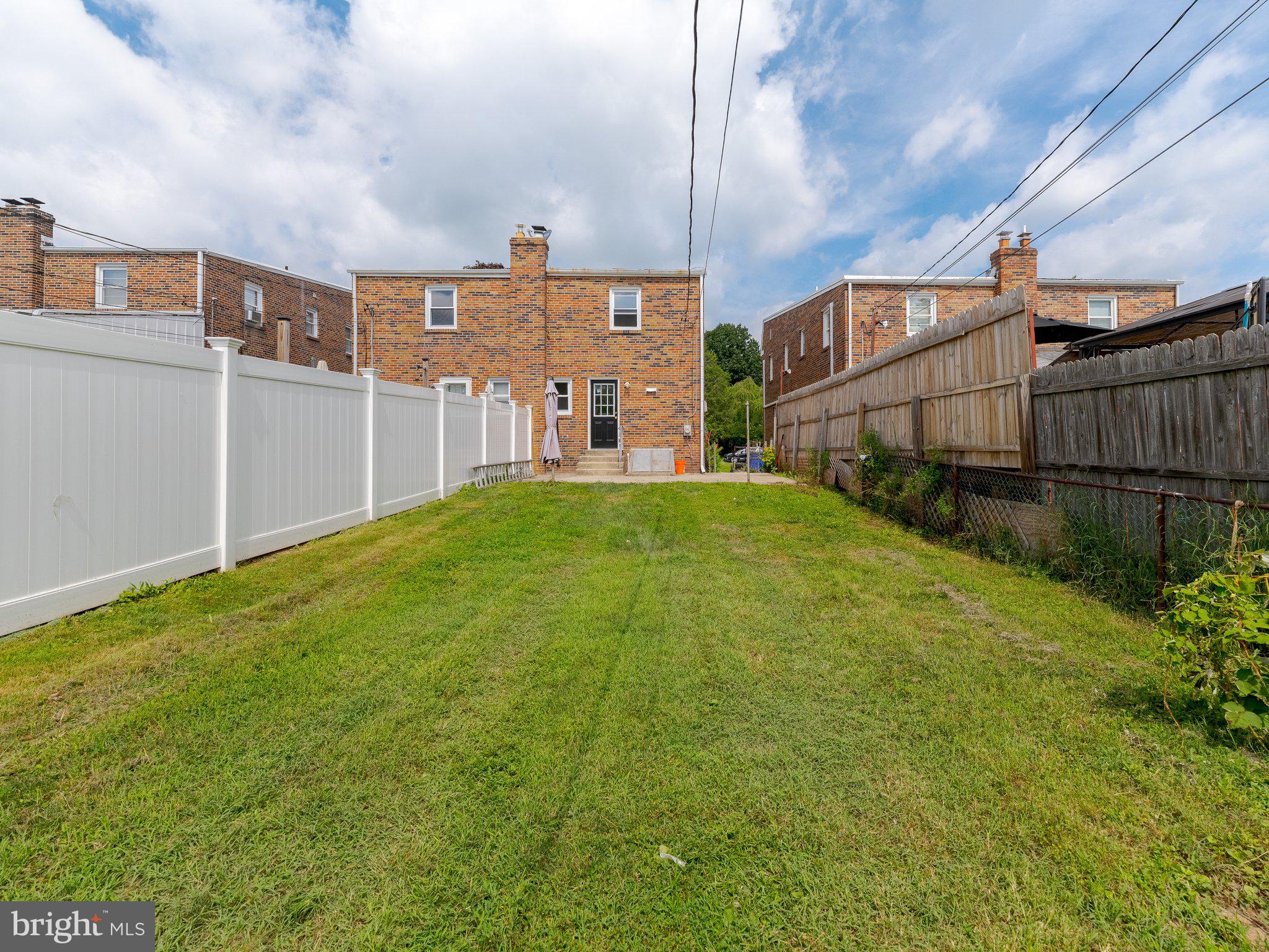 NORRISTOWN - Residential