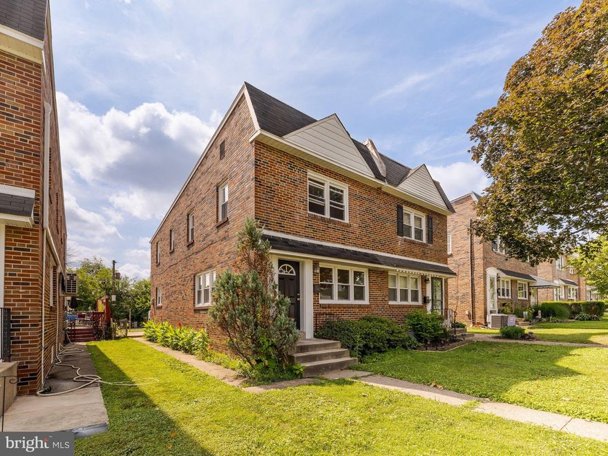 Welcome to 814 Hamilton.  You will not want to miss the opportunity  to see this home.  New roof will be installed this week !  First floor features an open living room and dining room.  Kitchen with wood cabinets , built in microwave , dishwasher and new floor.  Second floor features 3 nice size bedrooms and a full bath.  Water proofed  Basement features a newer heater, half bath and a bilco type metal door for an e-gress and easy basement storage.  Back yard is already fenced in on three sides and could be easily completed. Don`t forget the two car parking in the back !   MANY Updates !   Replacement windows, front and back doors , new roof was installed on 7/17/25 and much more.  Walks on the side of home to be replaced soon. Kitchen range will be replaced also.