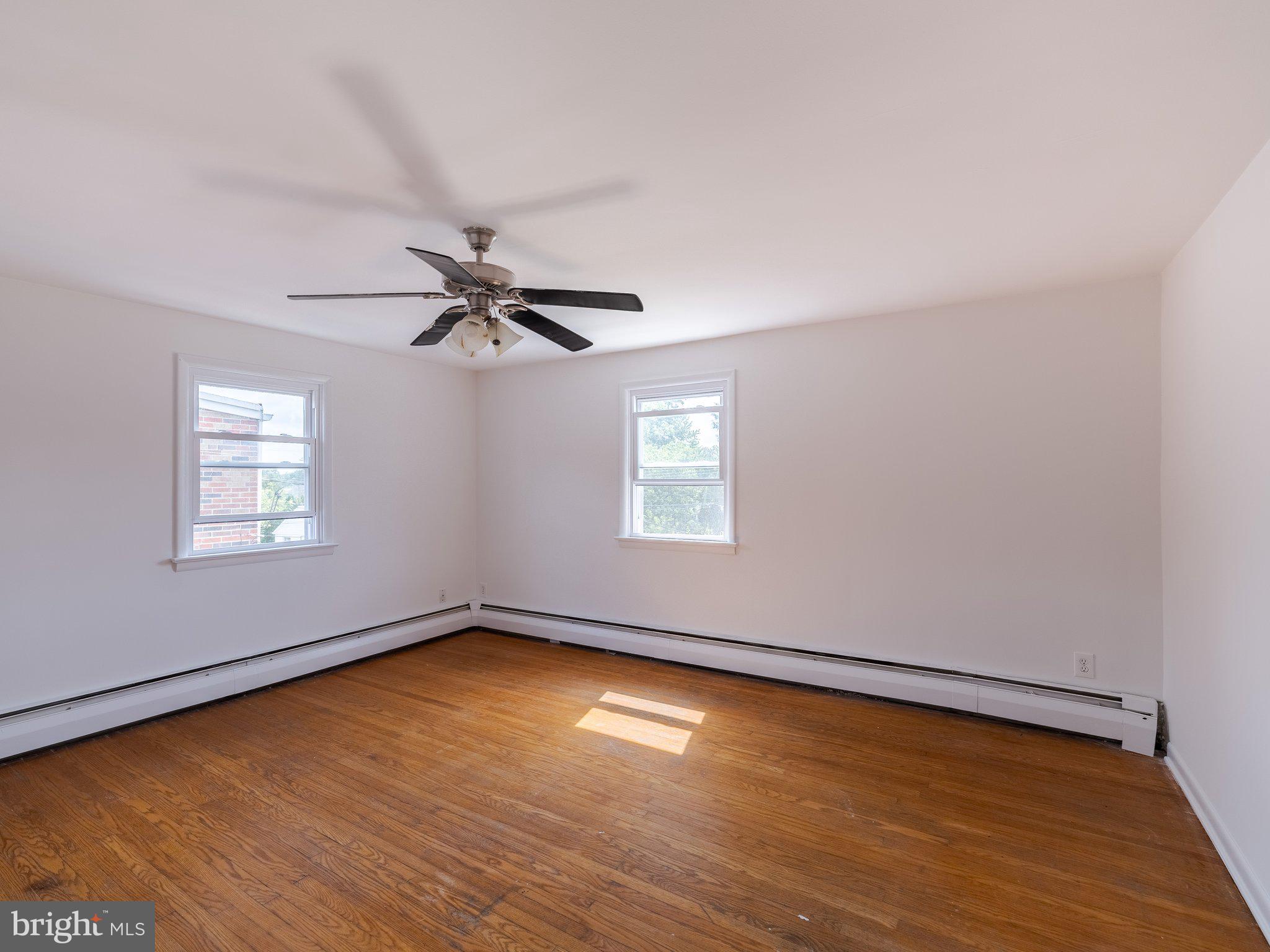 NORRISTOWN - Residential