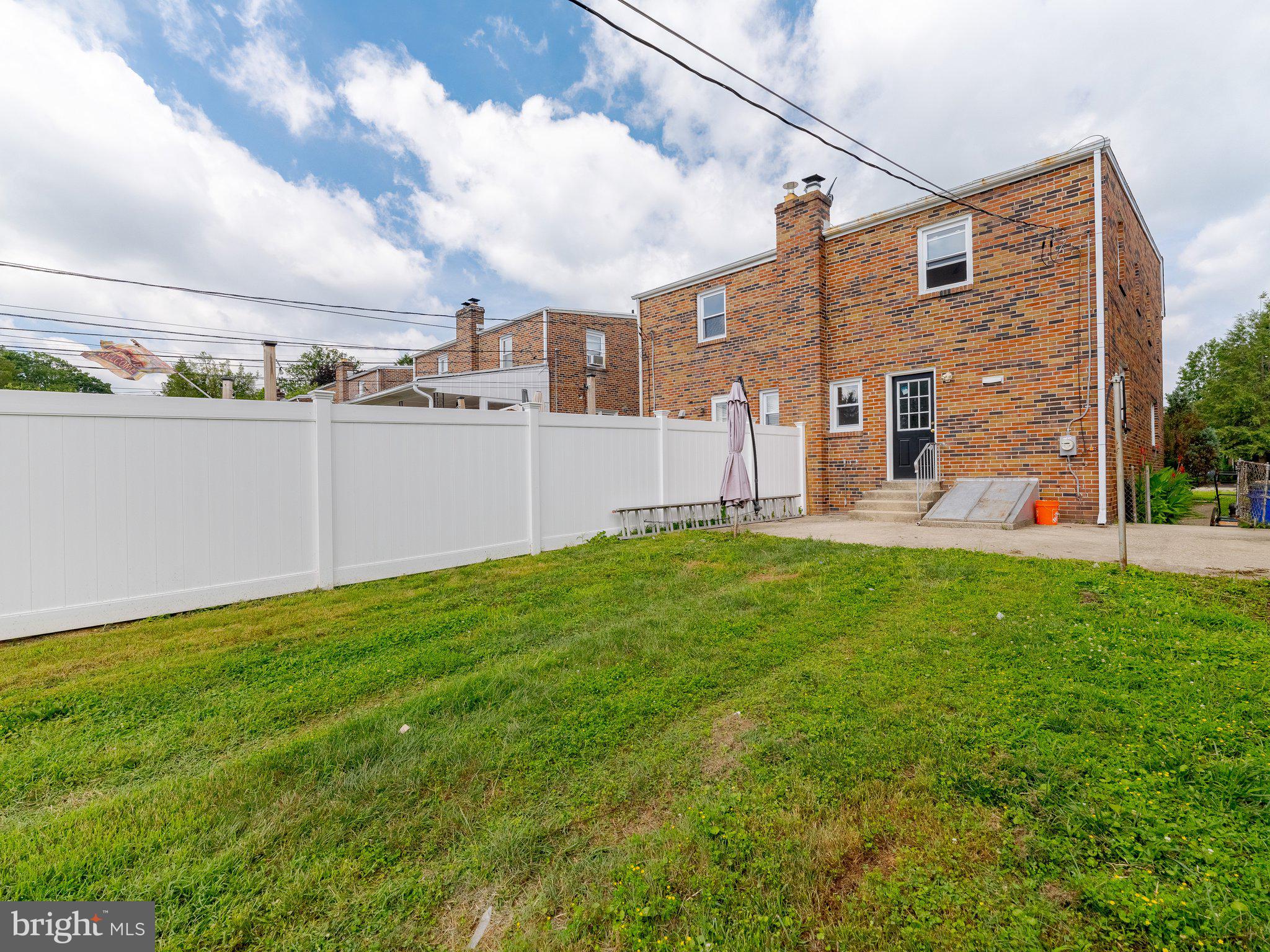 NORRISTOWN - Residential