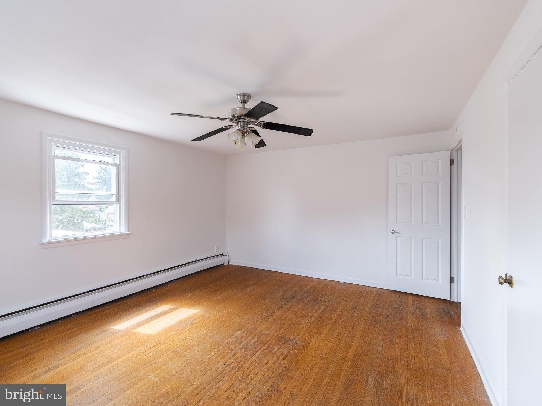 NORRISTOWN - Residential