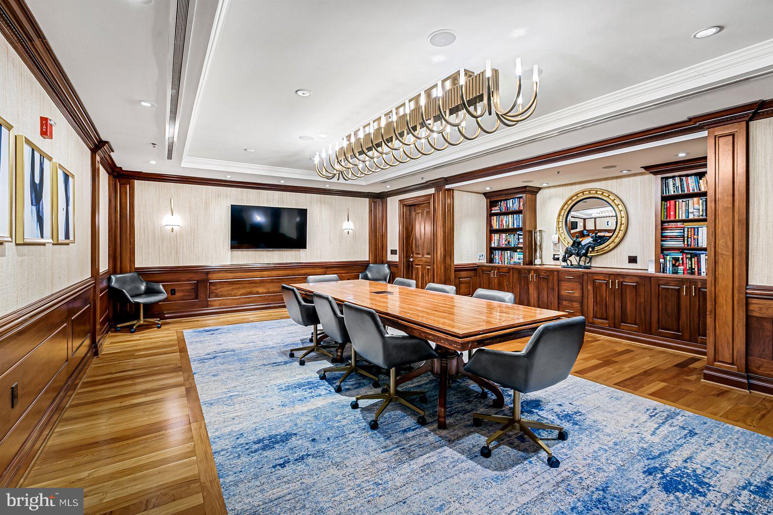 THE RITZ-CARLTON RESIDENCES - Residential