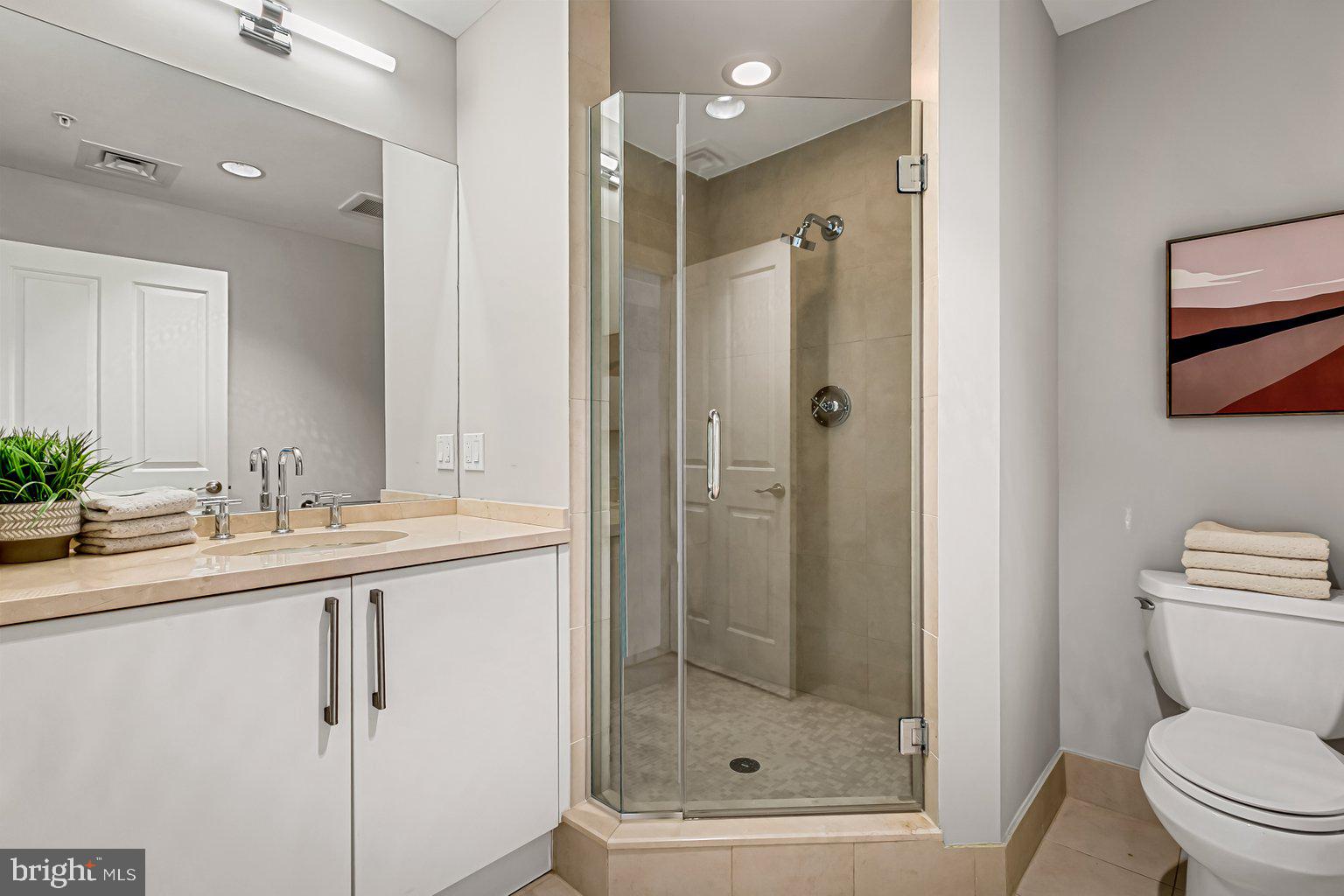 THE RITZ-CARLTON RESIDENCES - Residential