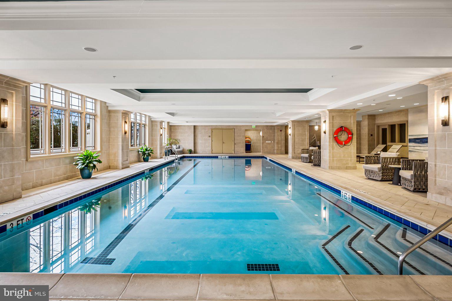 THE RITZ-CARLTON RESIDENCES - Residential