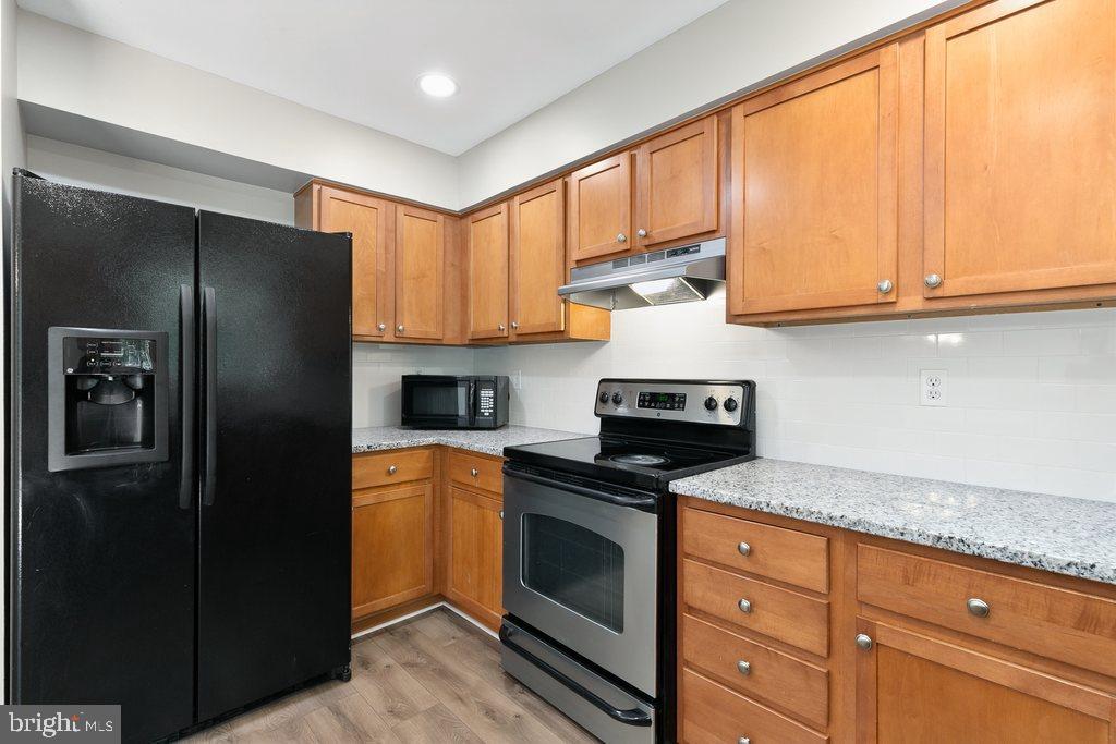 DORSEY HALL - Residential