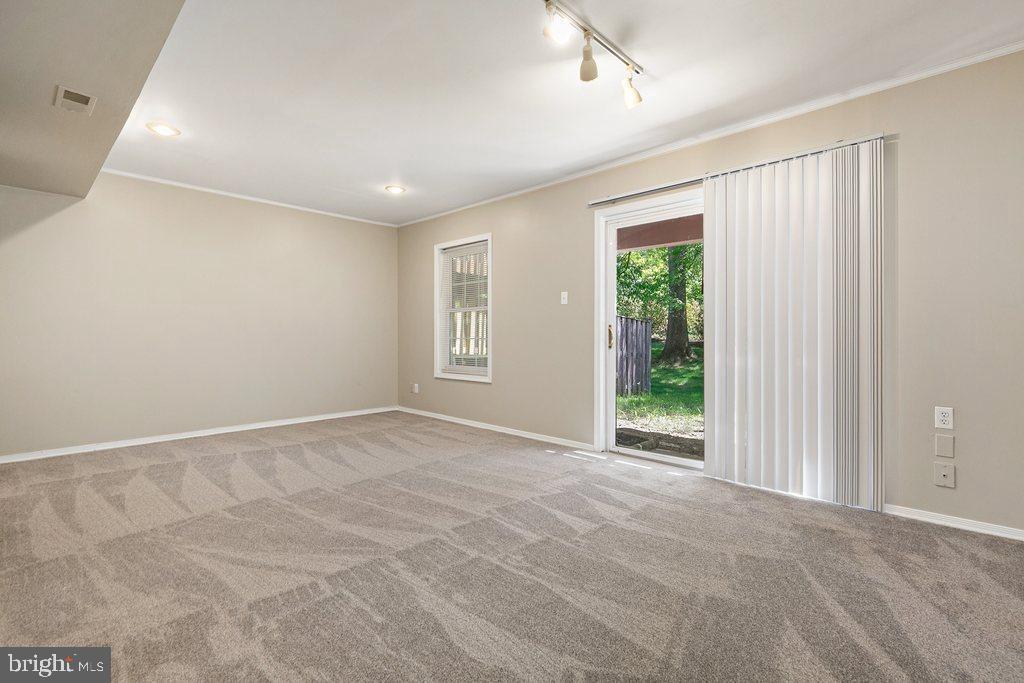 DORSEY HALL - Residential