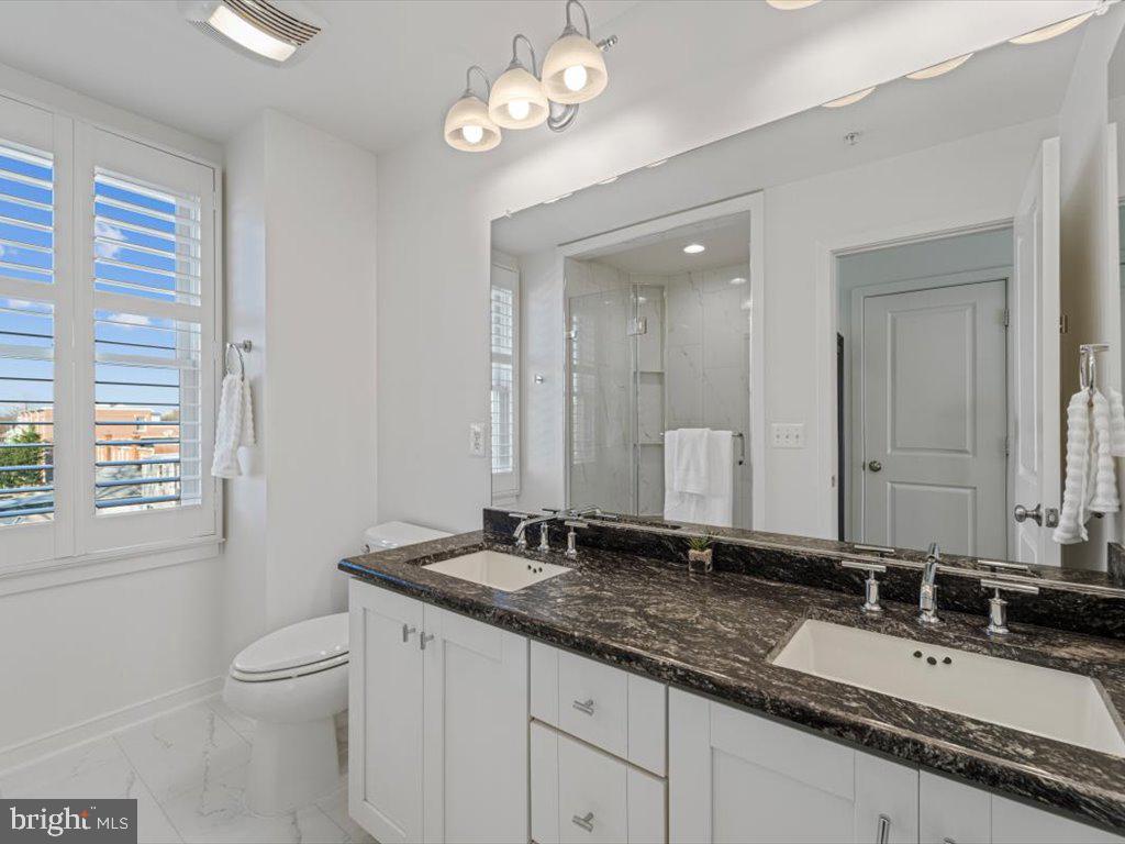 OLD TOWN COMMONS - Residential