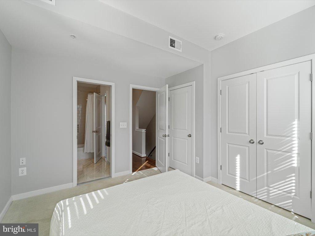 OLD TOWN COMMONS - Residential