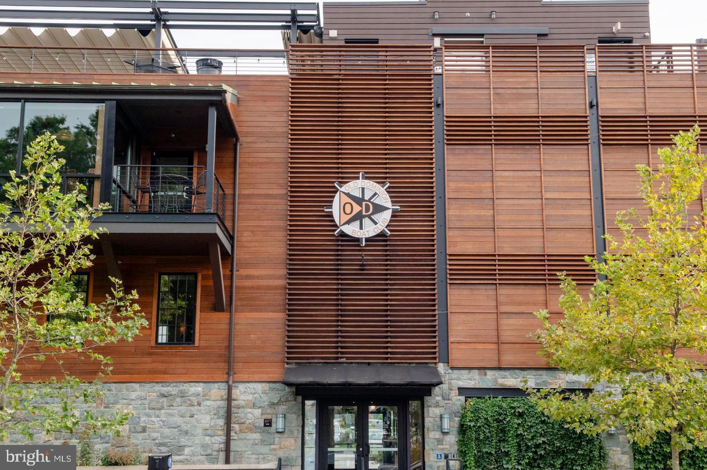 OLD TOWN COMMONS - Residential