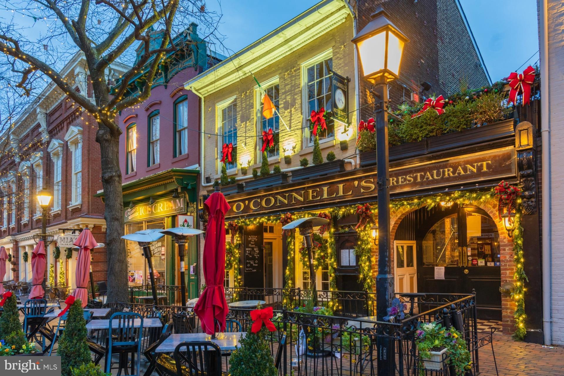 OLD TOWN COMMONS - Residential