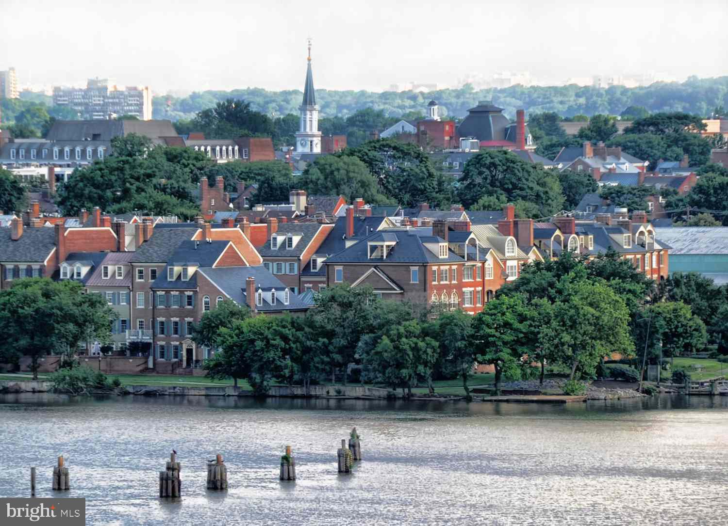 OLD TOWN COMMONS - Residential