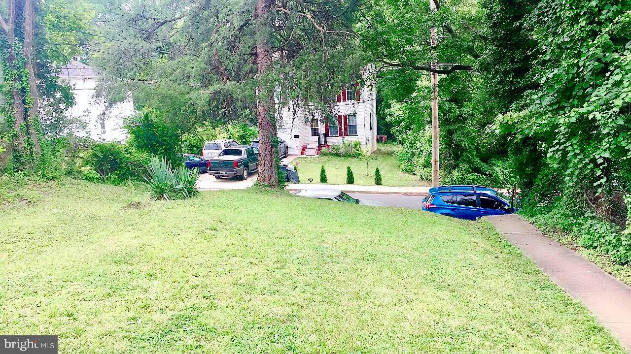 CAPITOL HEIGHTS - Residential