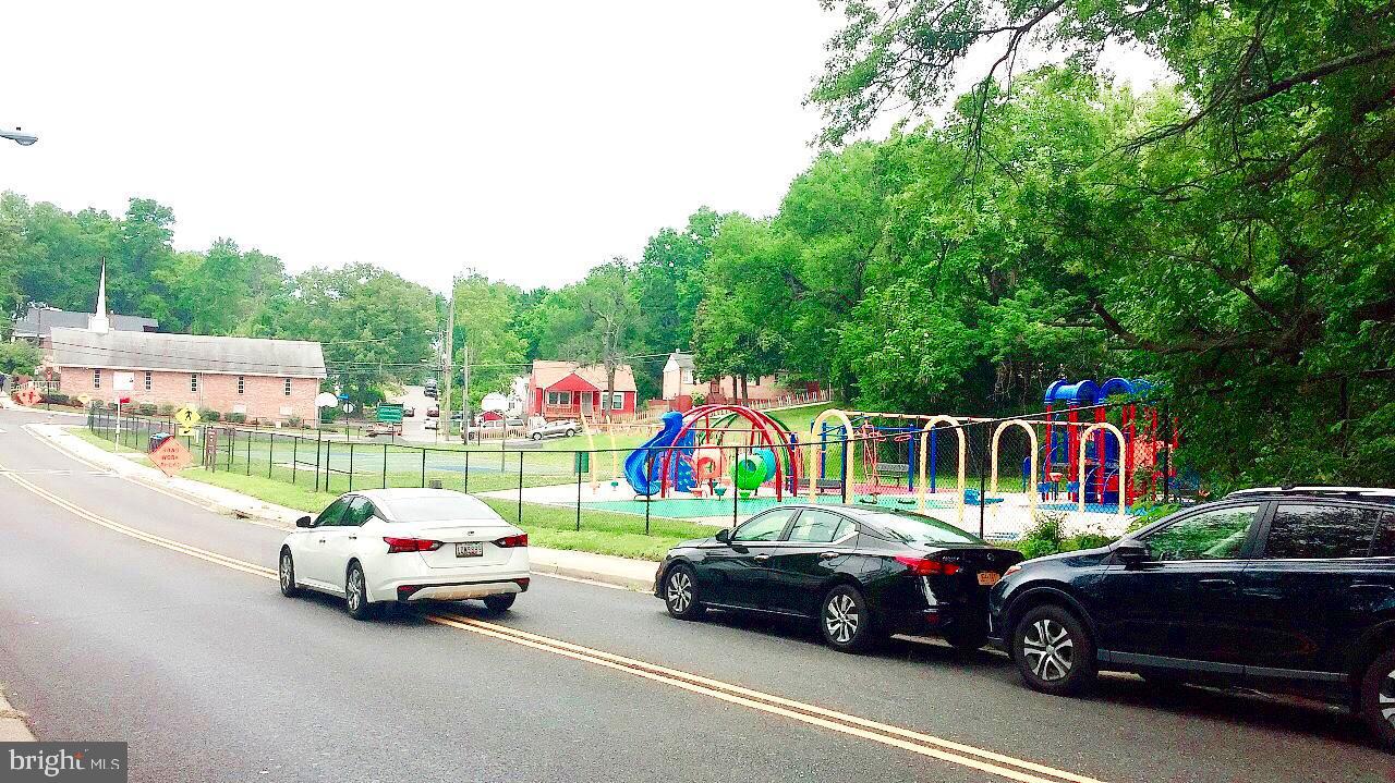 CAPITOL HEIGHTS - Residential