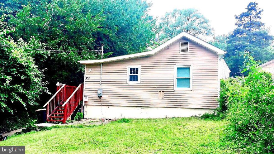 **BONUS COMMISSION $2000 FOR BUYER'S AGENT**Cozy & lovely house just completely renovated** with new kitchen cabinet, new countertop and new appliances. New electric system, new plumbing and drywall. New bathroom and flooring. Large front yard. Parking on the street.  Conveniently located! Walking distance to public transportation, Metro/Shopping/Schools/Parks. Playground and tennis courts next to the house. Home priced to sell.  Disclosures and showings online.