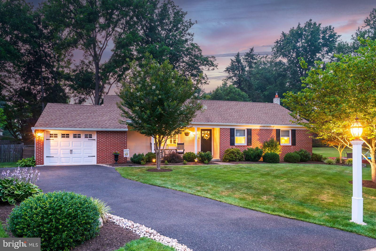 5 SAWTOOTH LANE