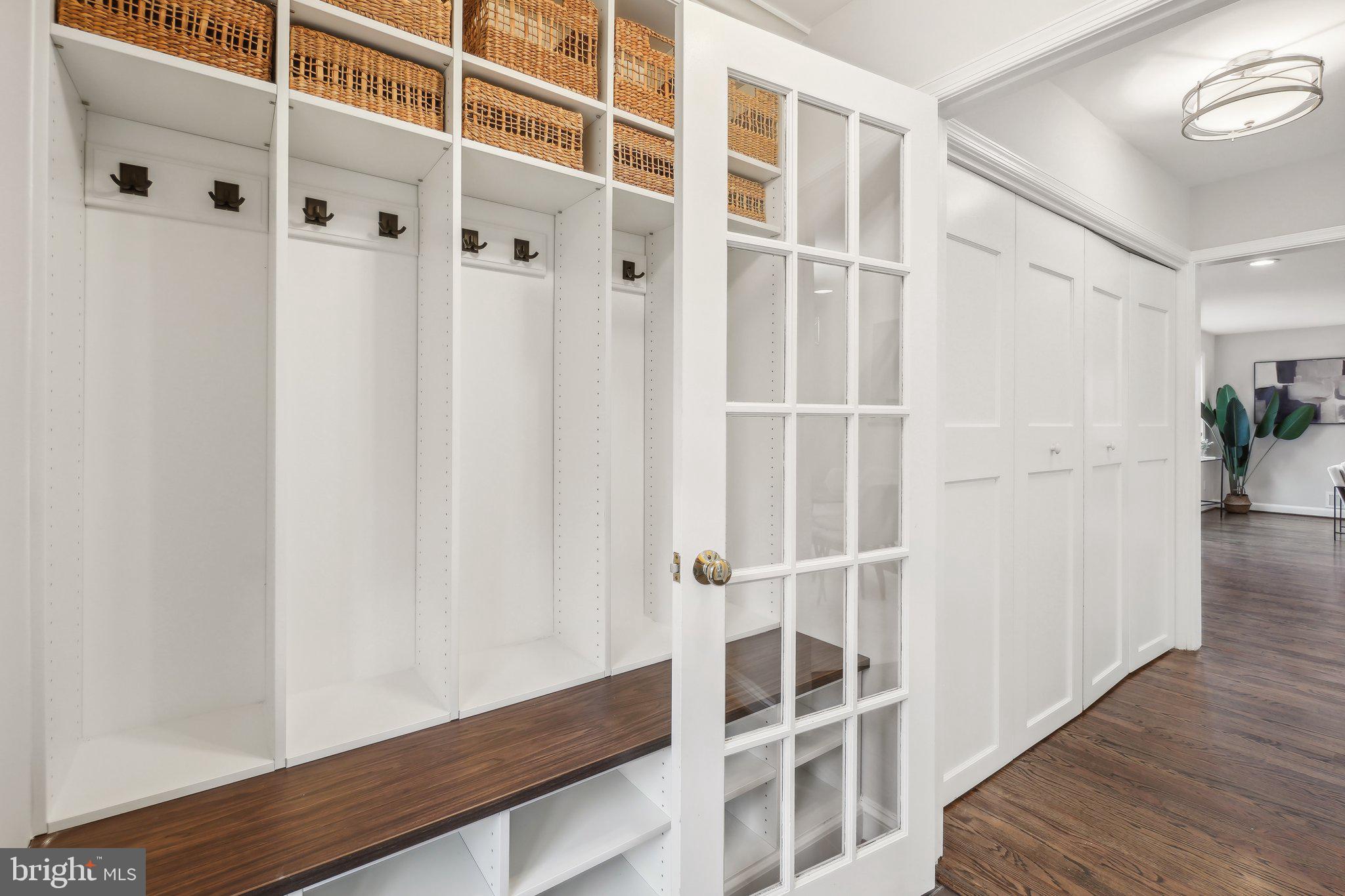 AURORA HILLS - Residential