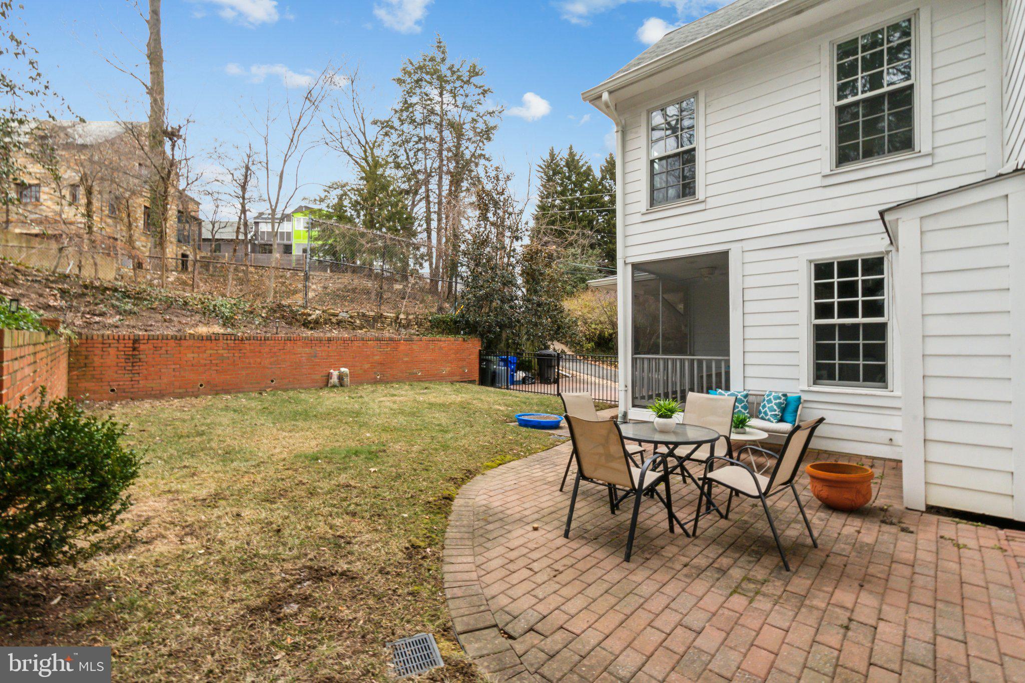 AURORA HILLS - Residential