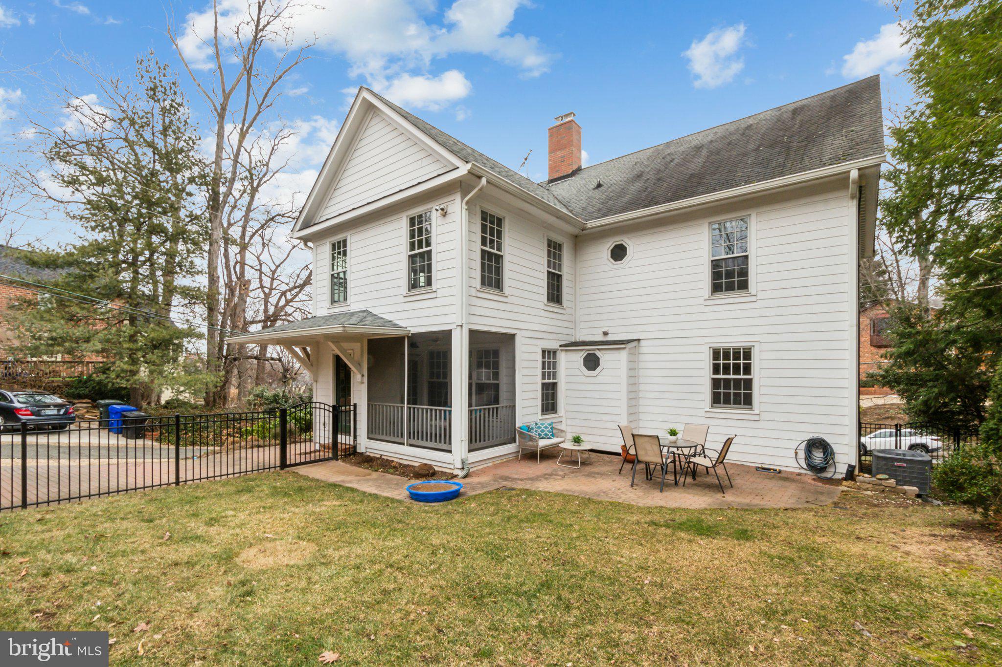 AURORA HILLS - Residential