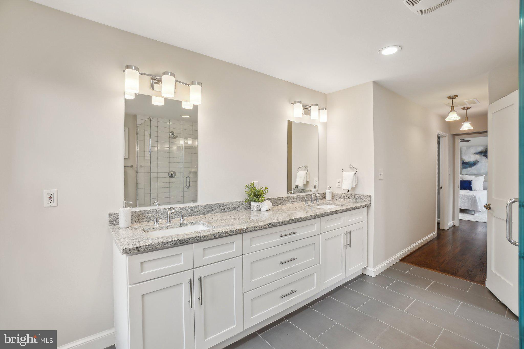 AURORA HILLS - Residential